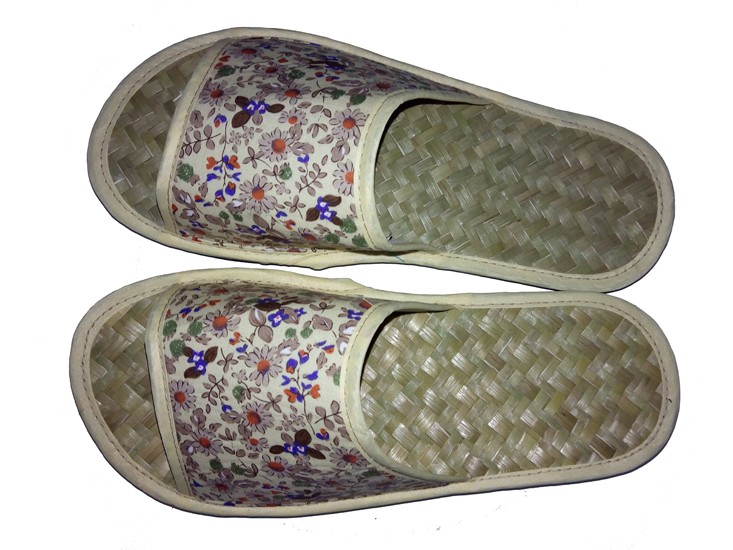 lady house wear flip flops