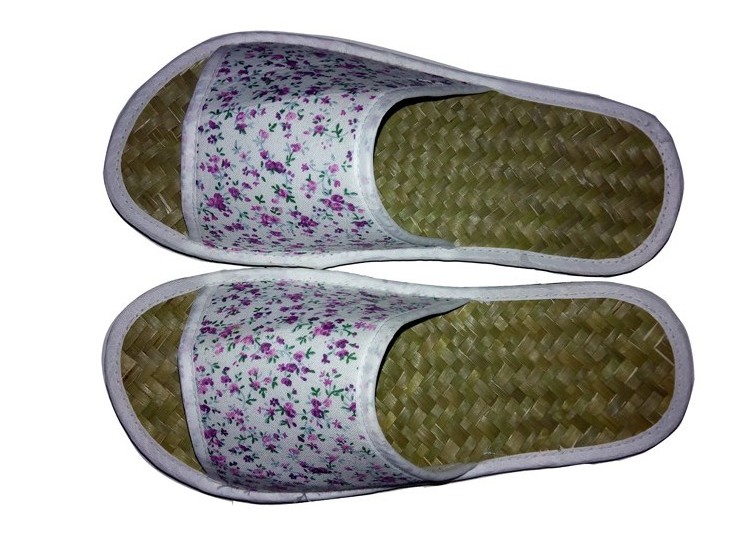 indoor slippers